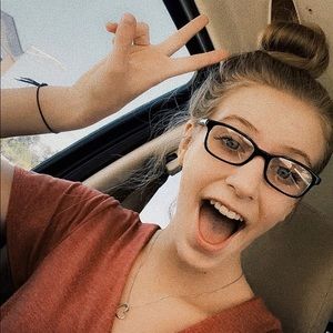 Meet your Posher, Kylie